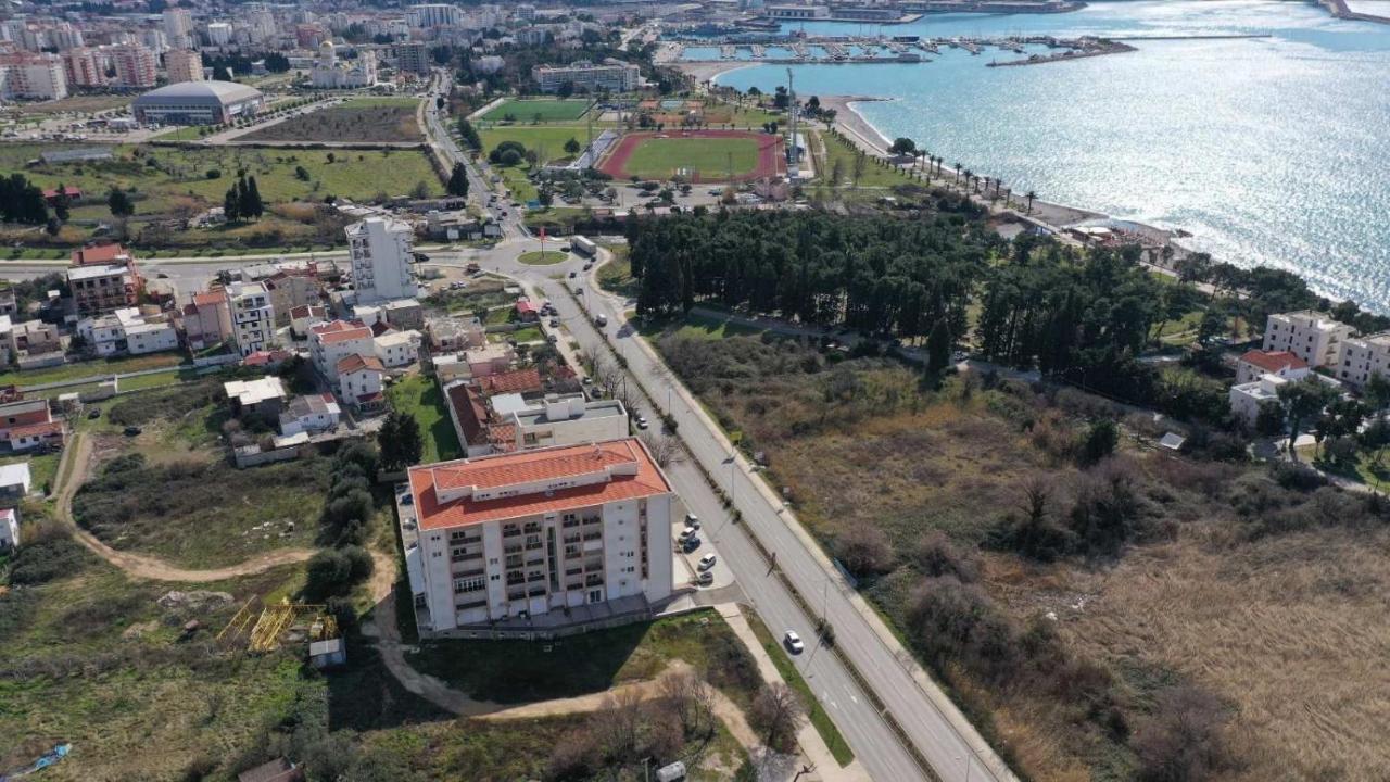 Brankooo Lägenhet Bar Exteriör bild