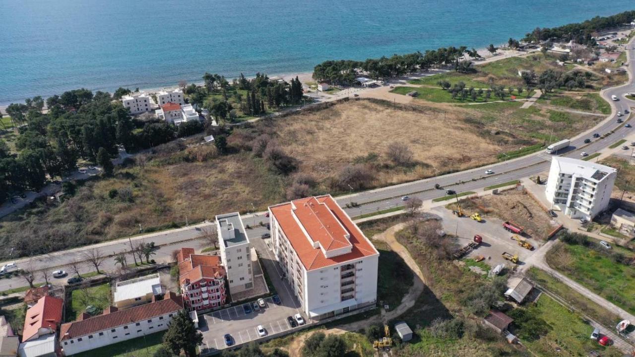 Brankooo Lägenhet Bar Exteriör bild